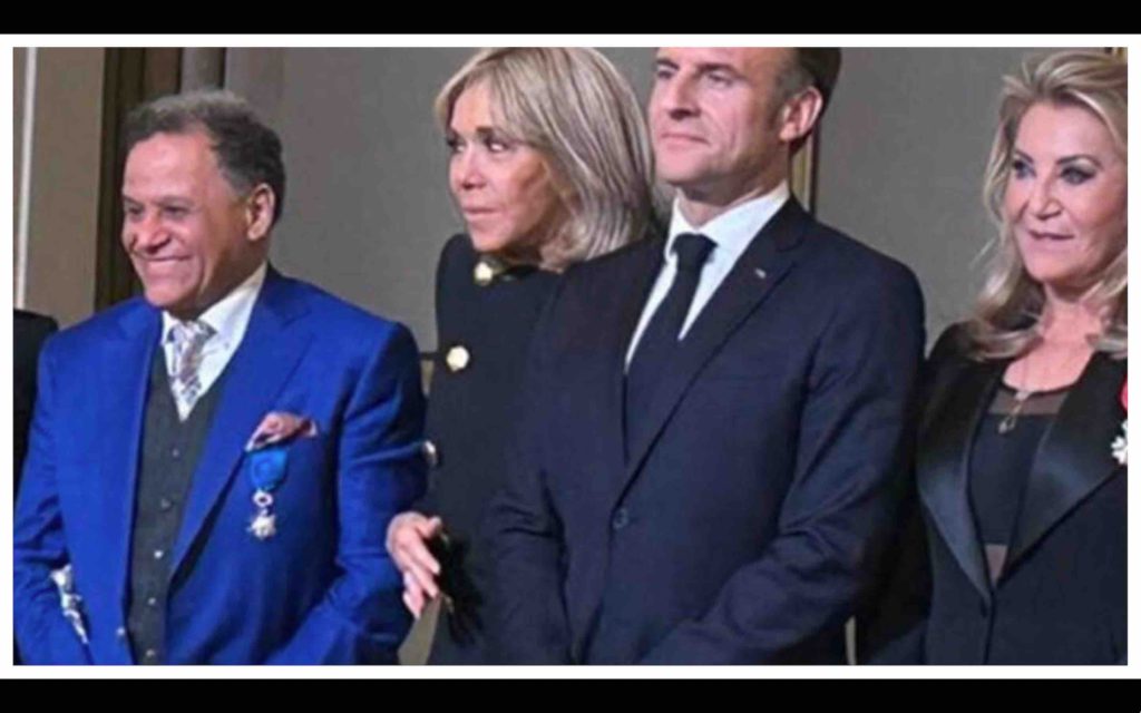 France : Mehdi Qotbi grand officier de l’Ordre national du mérite