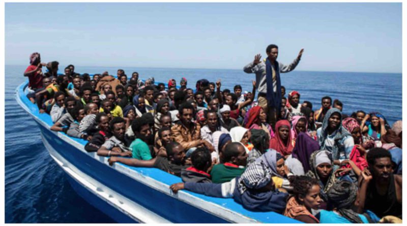 migrants Maroc bateau pirogue mer