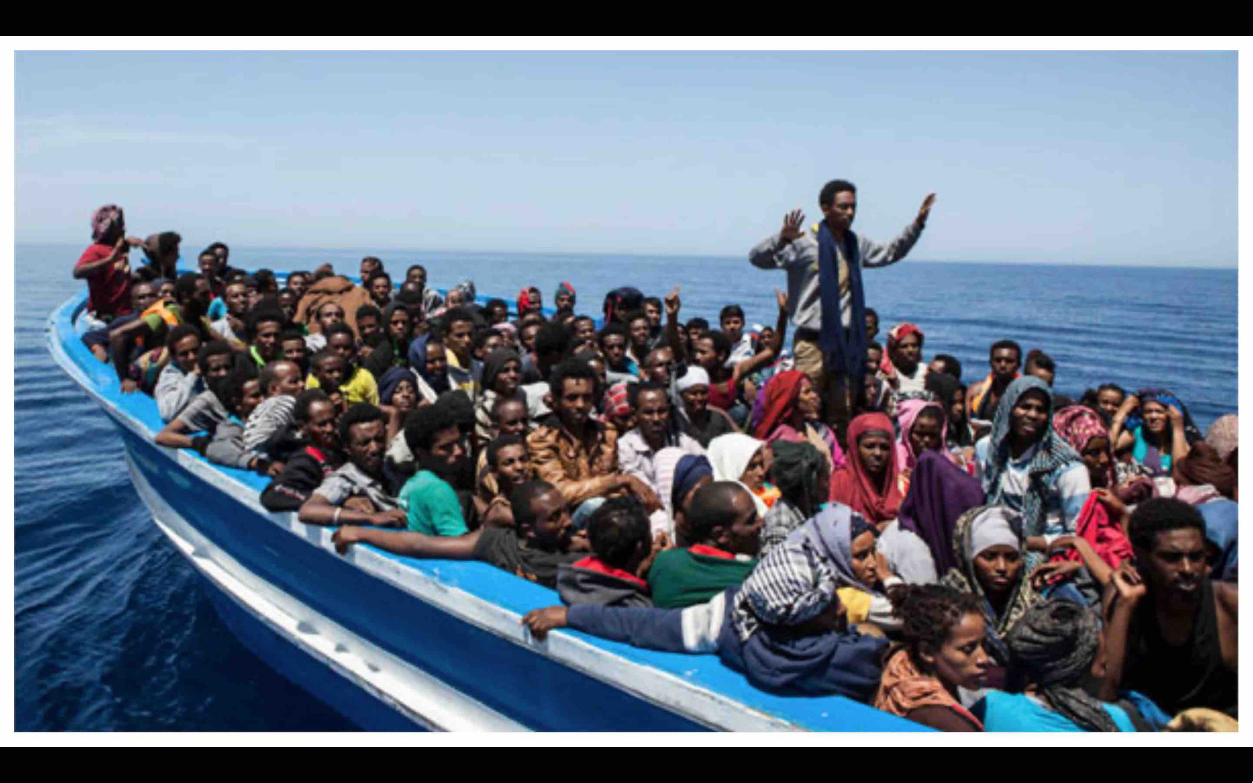 migrants Maroc bateau pirogue mer