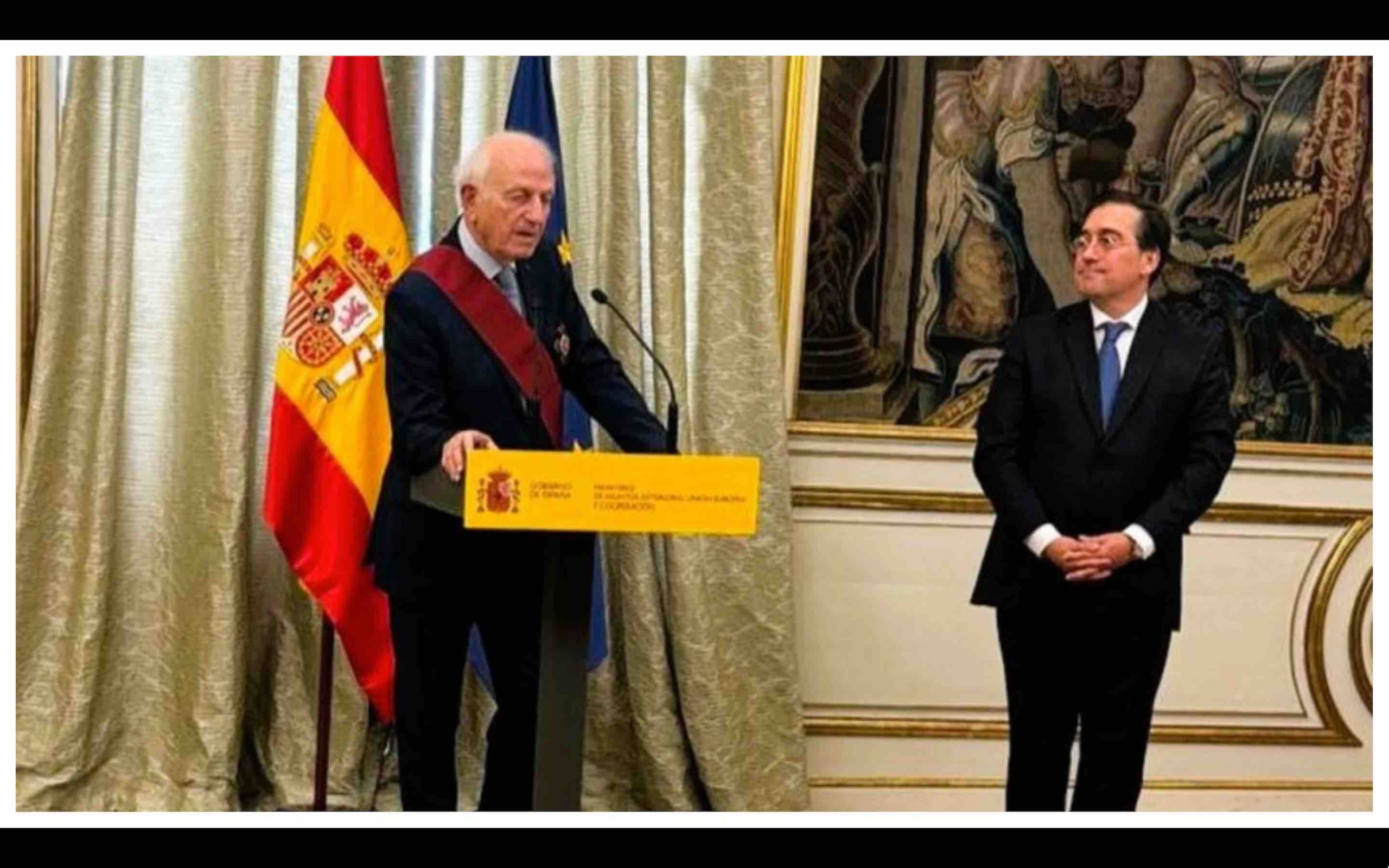 Espagne : André Azoulay reçoit la Grande croix de l’ordre d’Alphonse X le sage