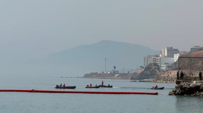 Sebta: le gouvernement installe une barrière de 500 m en mer